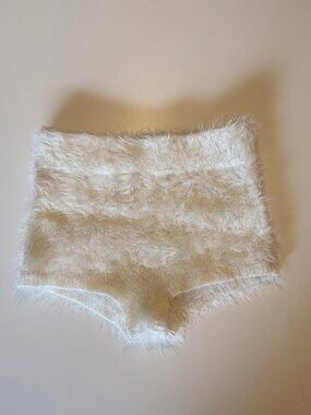 KIMCHI BLUE Fuzzy Sweater Shorts